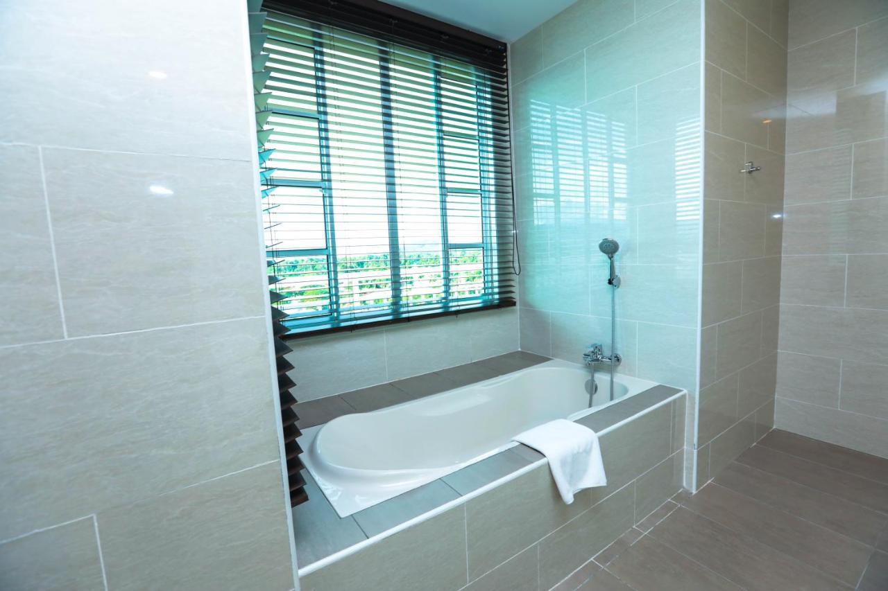 Hotel Casuarina@Kuala Kangsar Exterior photo